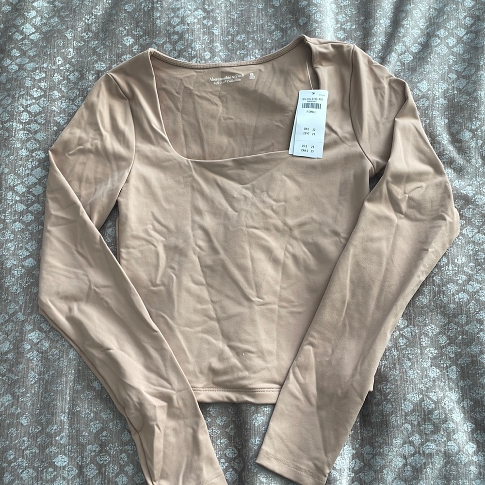 Abercrombie soft long sleeve top